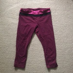 MAROON LULULEMON LEGGINGS